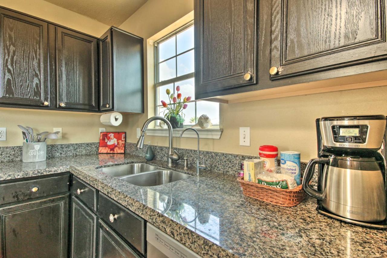 Surfside Beach Retreat About Half Mile To The Sand! Exterior foto